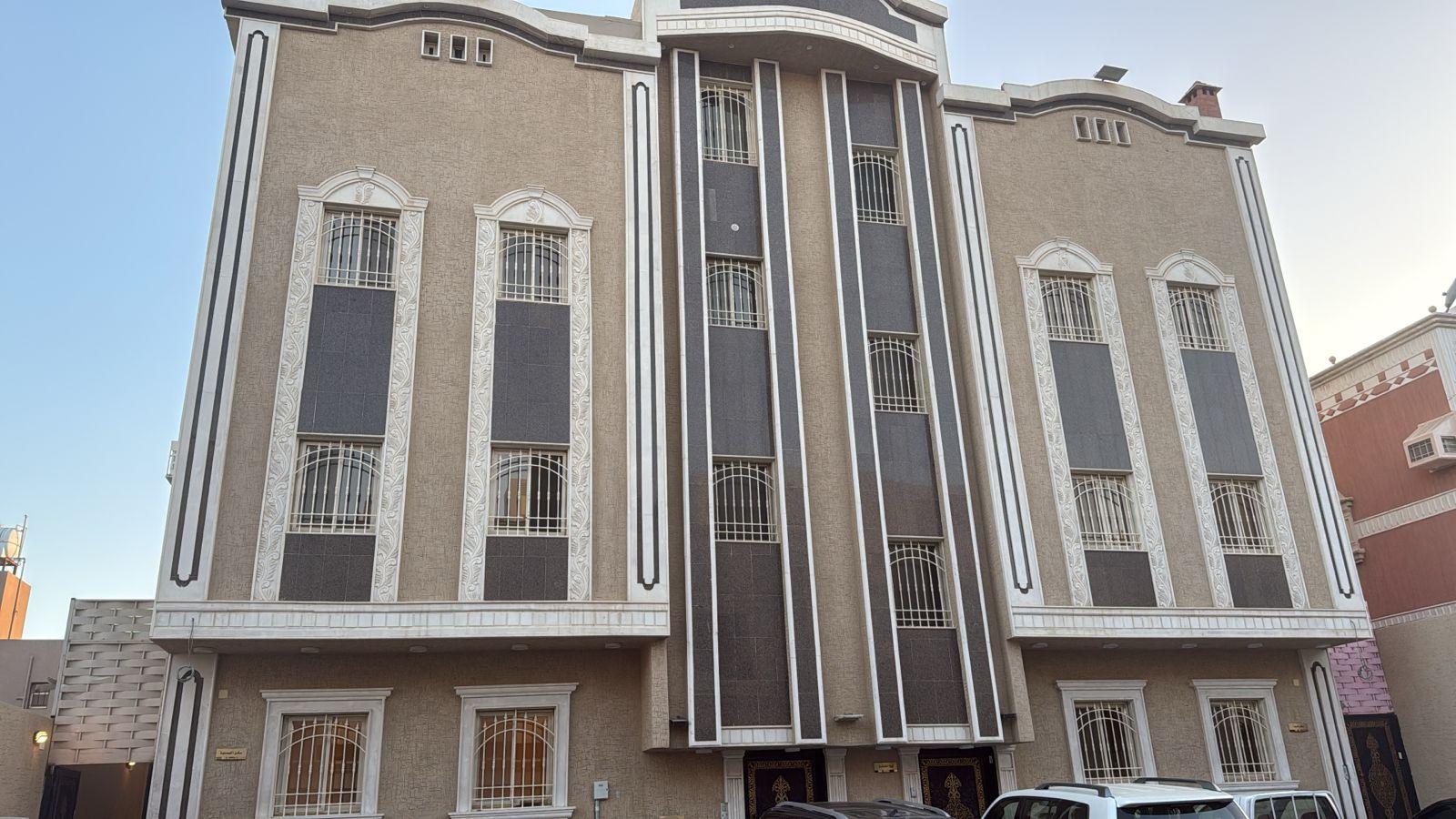 شقه شبه جديده ٥ غرف مستقله - صورة 1